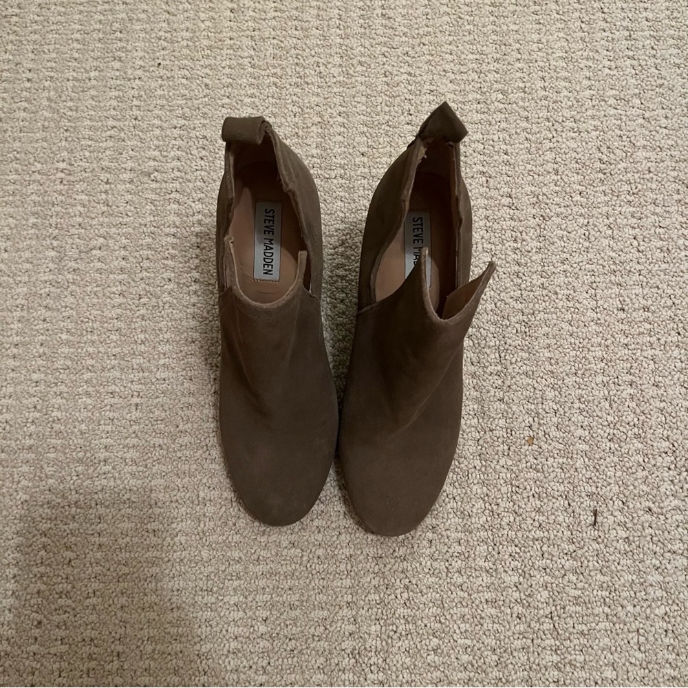 Steve Madden Brown Ankle Booties Slip-On Style